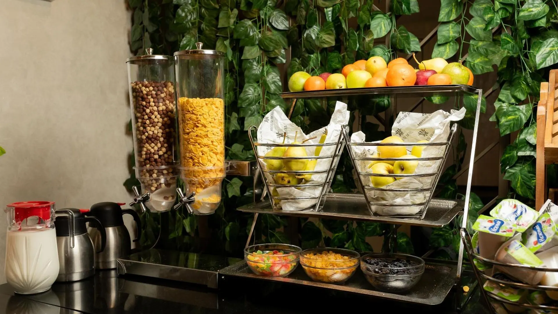 Grand Midway Hotel Baku 4*,  Azerbaijan