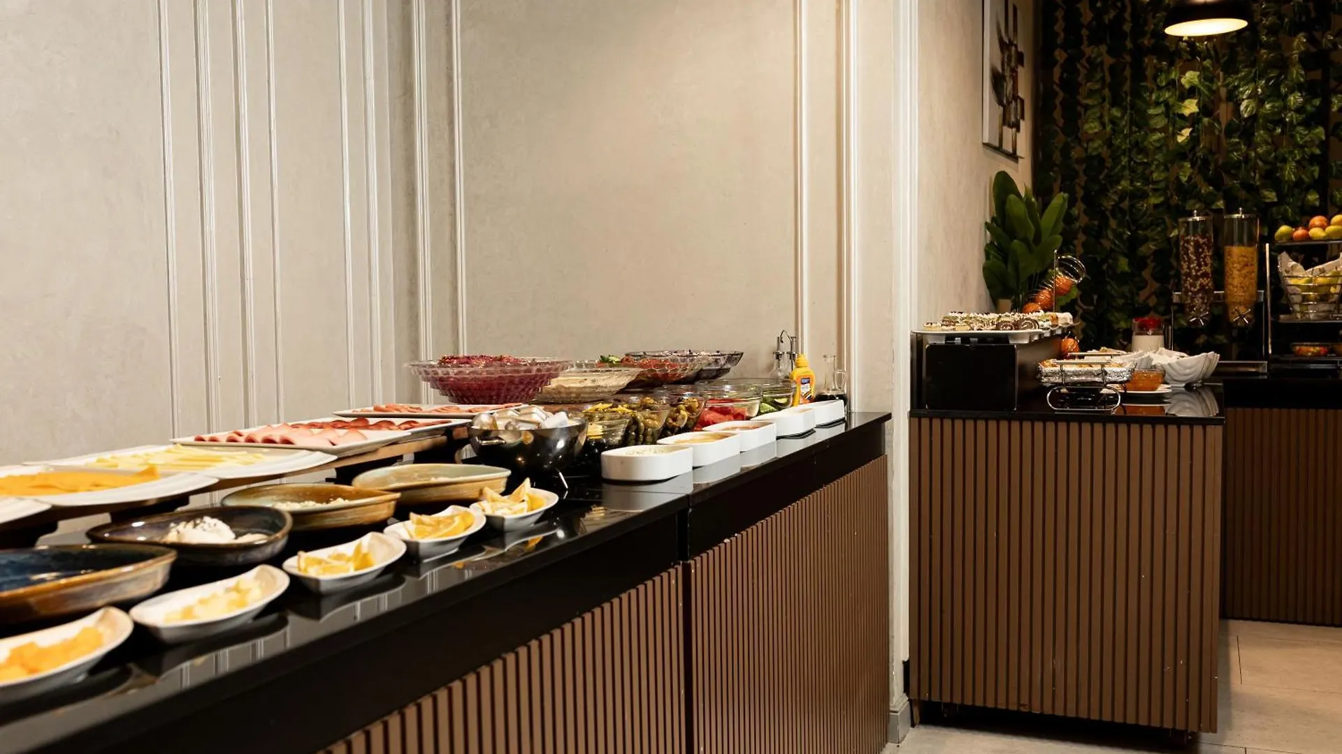 Grand Midway Hotel Baku